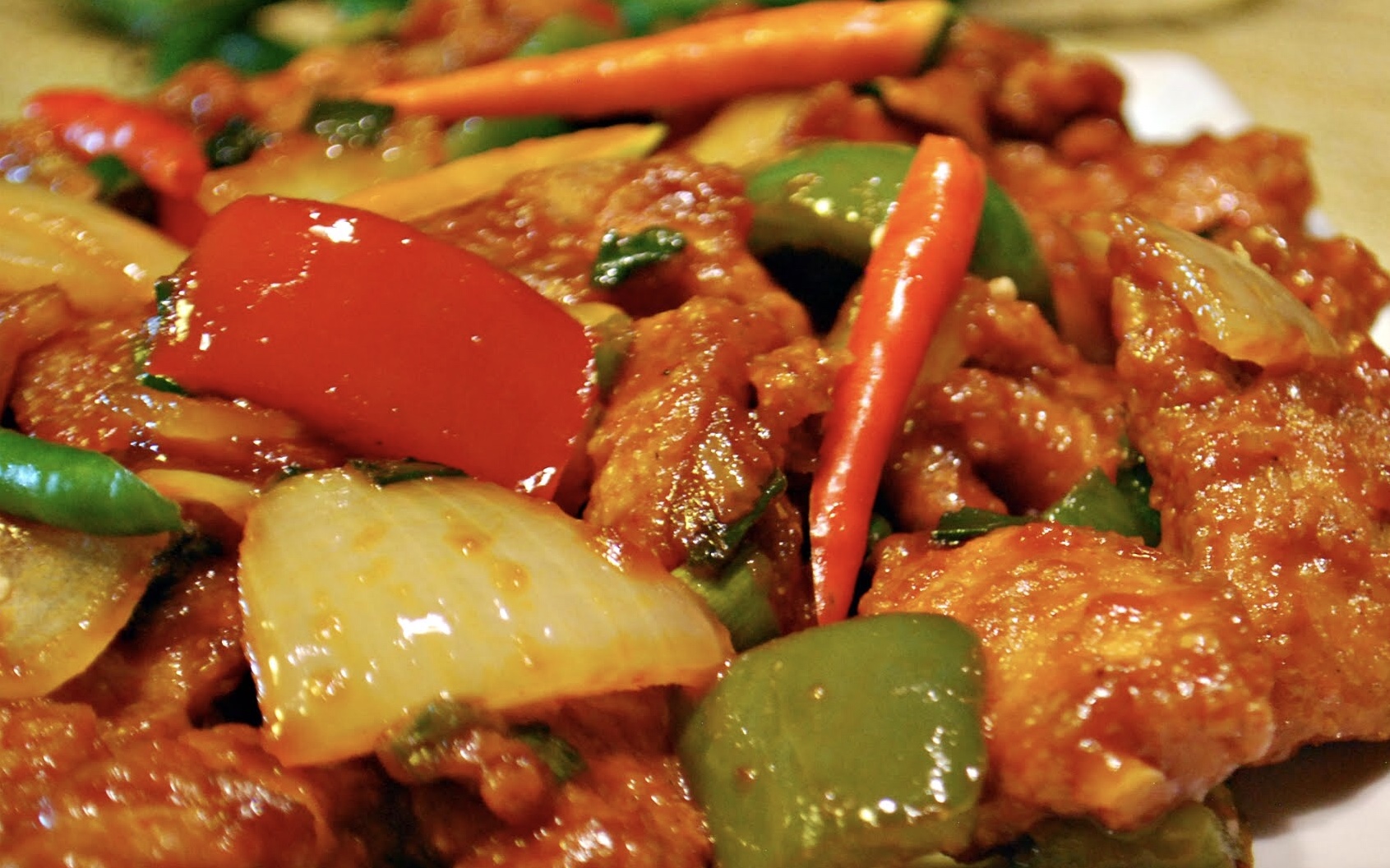 Order Chili Chicken Curry food online from Bombay grill store, Brooklyn on bringmethat.com