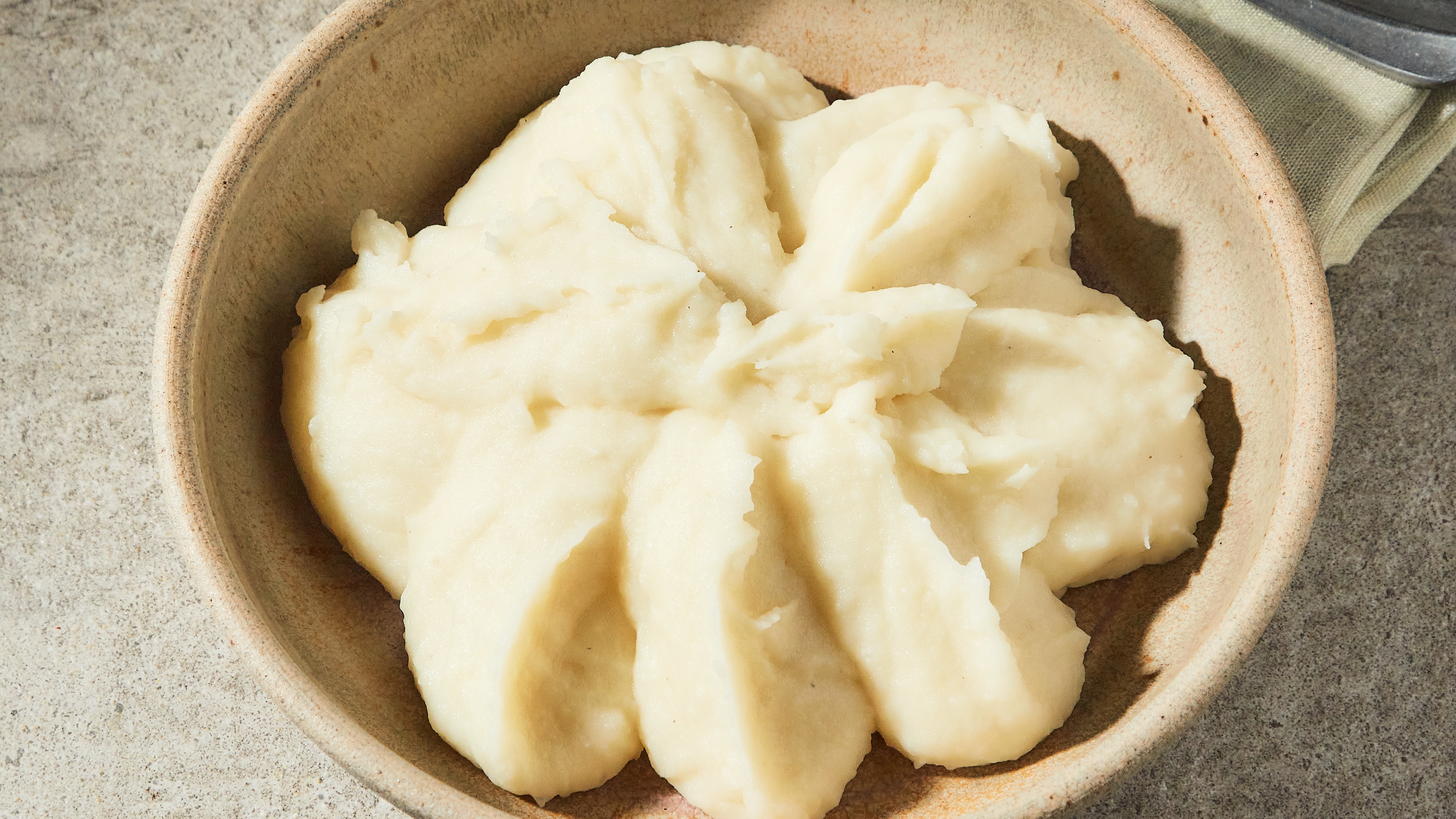 Order Mashed Potatoes food online from Della Terra store, Los Angeles on bringmethat.com