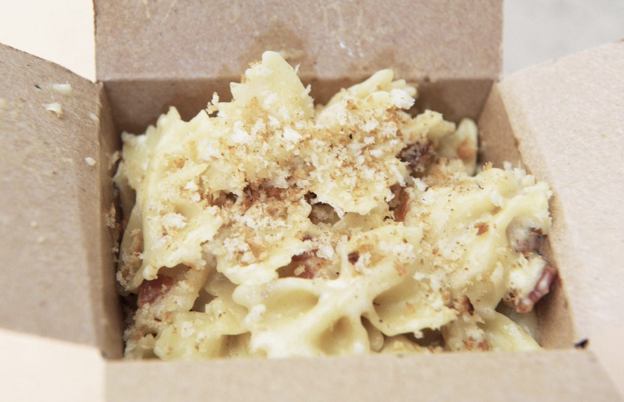 Order Spicy Portobello Mac and Cheese food online from Harlem Burger Co. store, New York on bringmethat.com