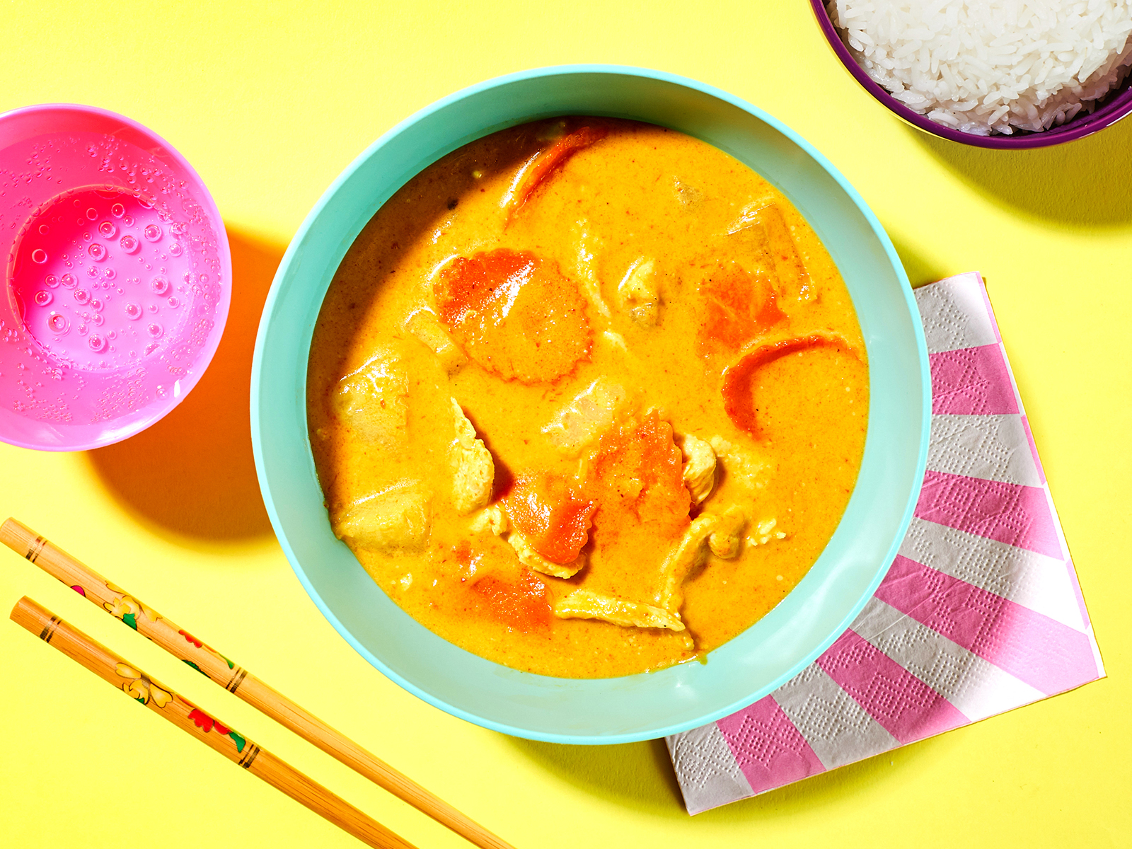 Order MONSOON YELLOW CURRY food online from Thai Pastry & Restaurant store, Chicago on bringmethat.com