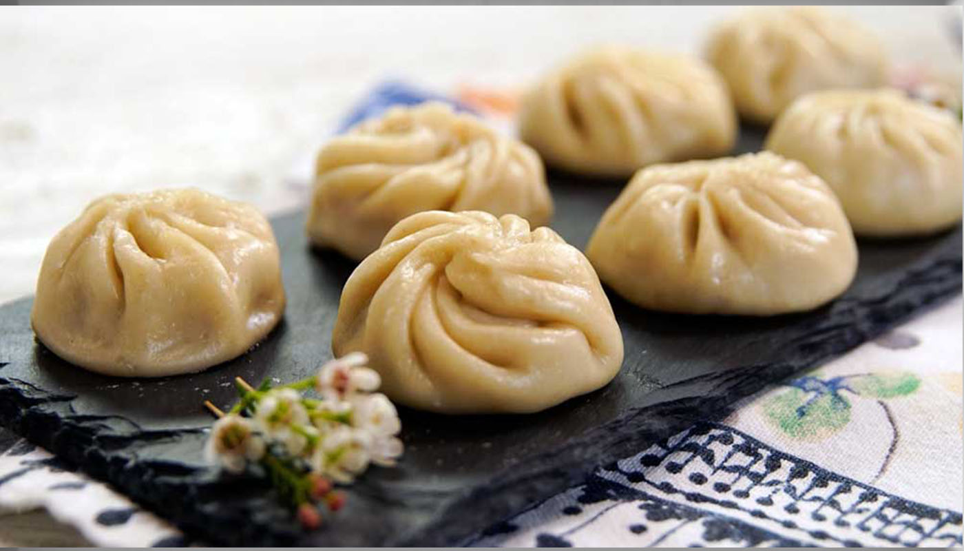 Order No. 1 quality Handmade Steamed Veg Momo-10pcs food online from Momo King store, Mountain View on bringmethat.com