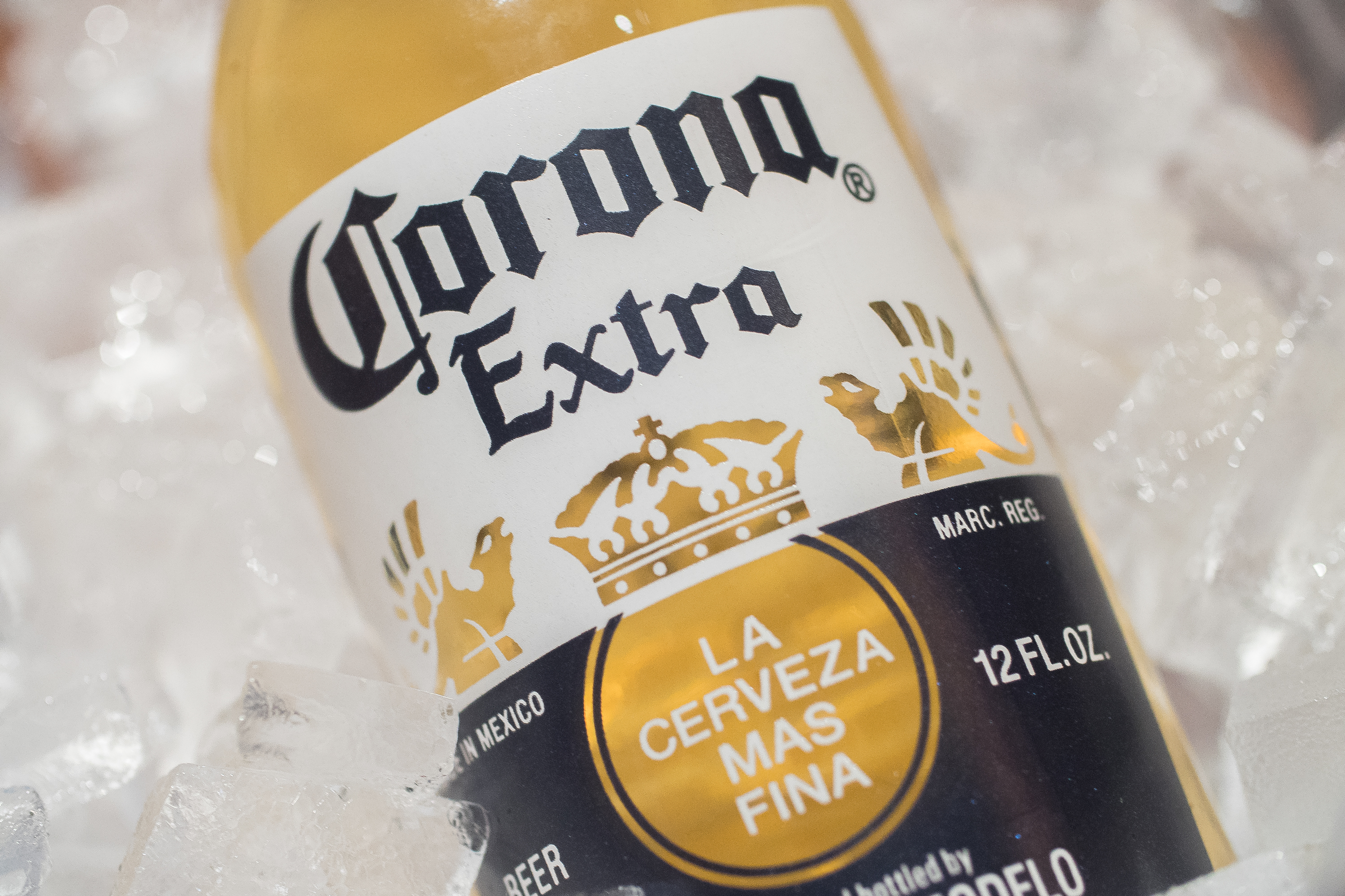 Order Corona (Mexico, Pale Lager 4.6% Alc) 12oz Bottle or 6-Pack Bottles food online from TAC Quick Thai Kitchen store, Chicago on bringmethat.com