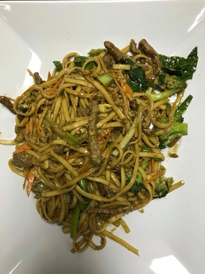 Order Canton Fried Noodles food online from Chokhlei Restaurant And Karaoke store, Indianapolis on bringmethat.com
