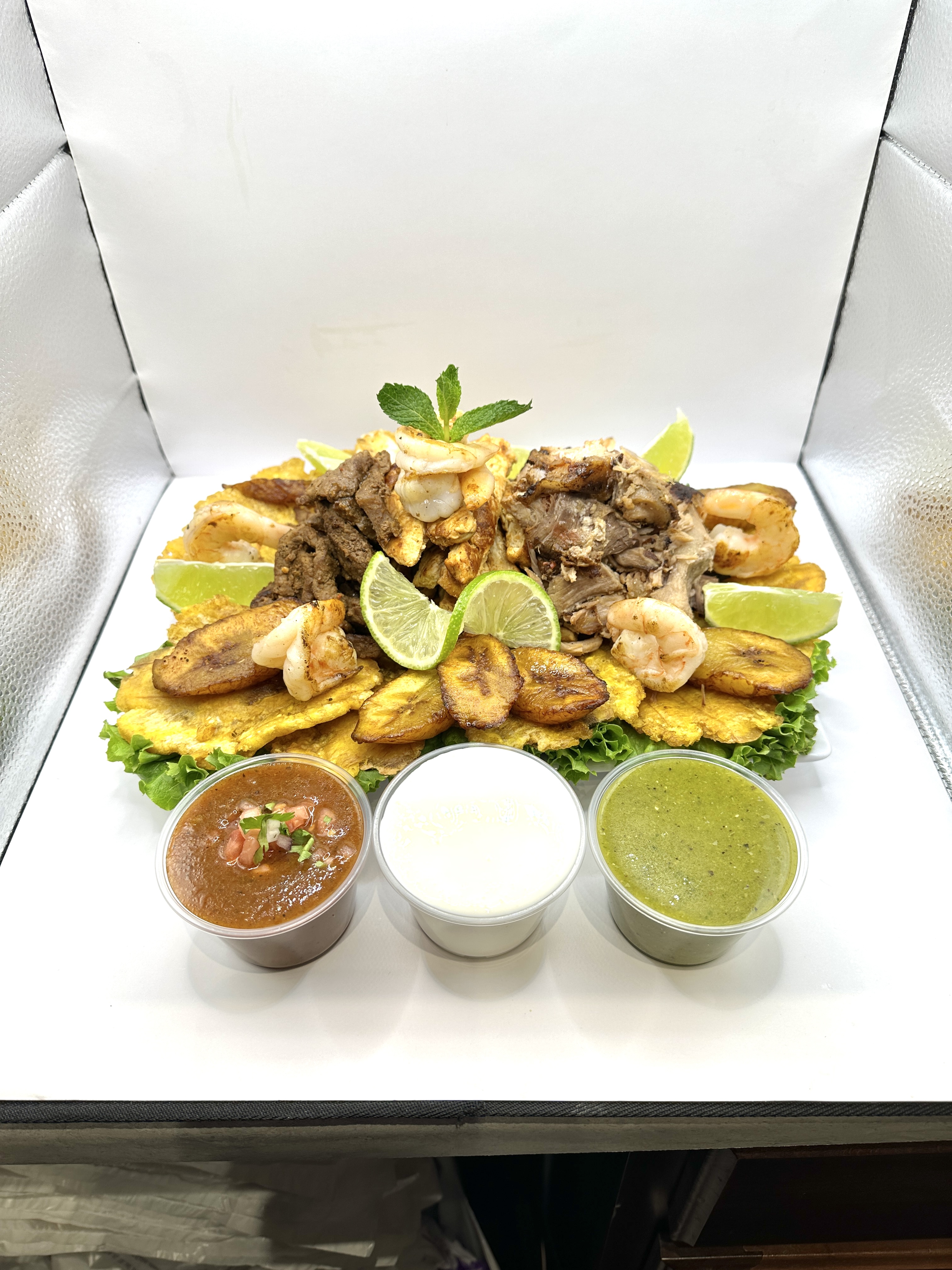 Order Super Picada food online from Tacos Y Jugos Genesis store, Elmhurst on bringmethat.com