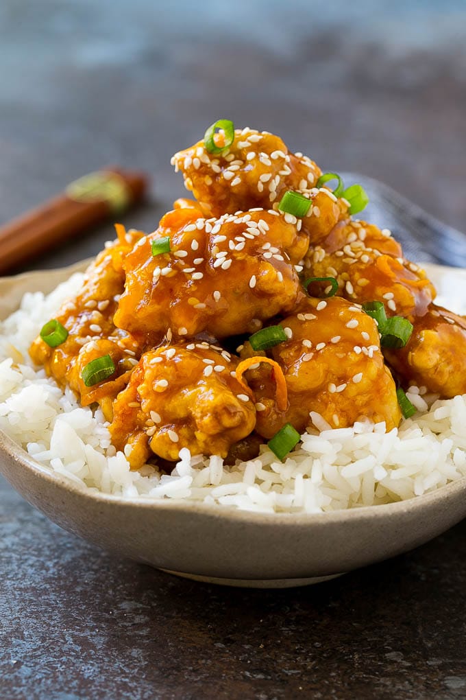 Order General Tso Chicken food online from Saku Asian Kitchen store, Oxnard on bringmethat.com