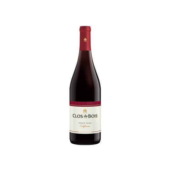 Order Clos Du Bois Pinot Noir 750ml | 14% abv food online from Pink Dot store, Chino Hills on bringmethat.com