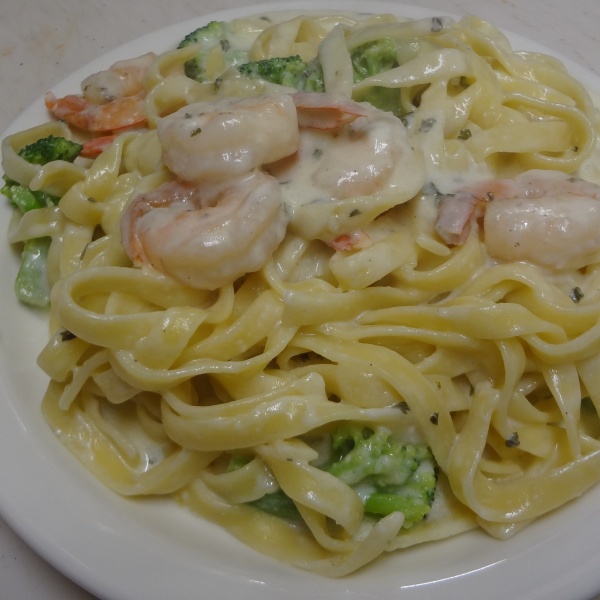 Order Shrimp and Vegetables food online from Guido's Pizza and Pasta store, Northridge on bringmethat.com