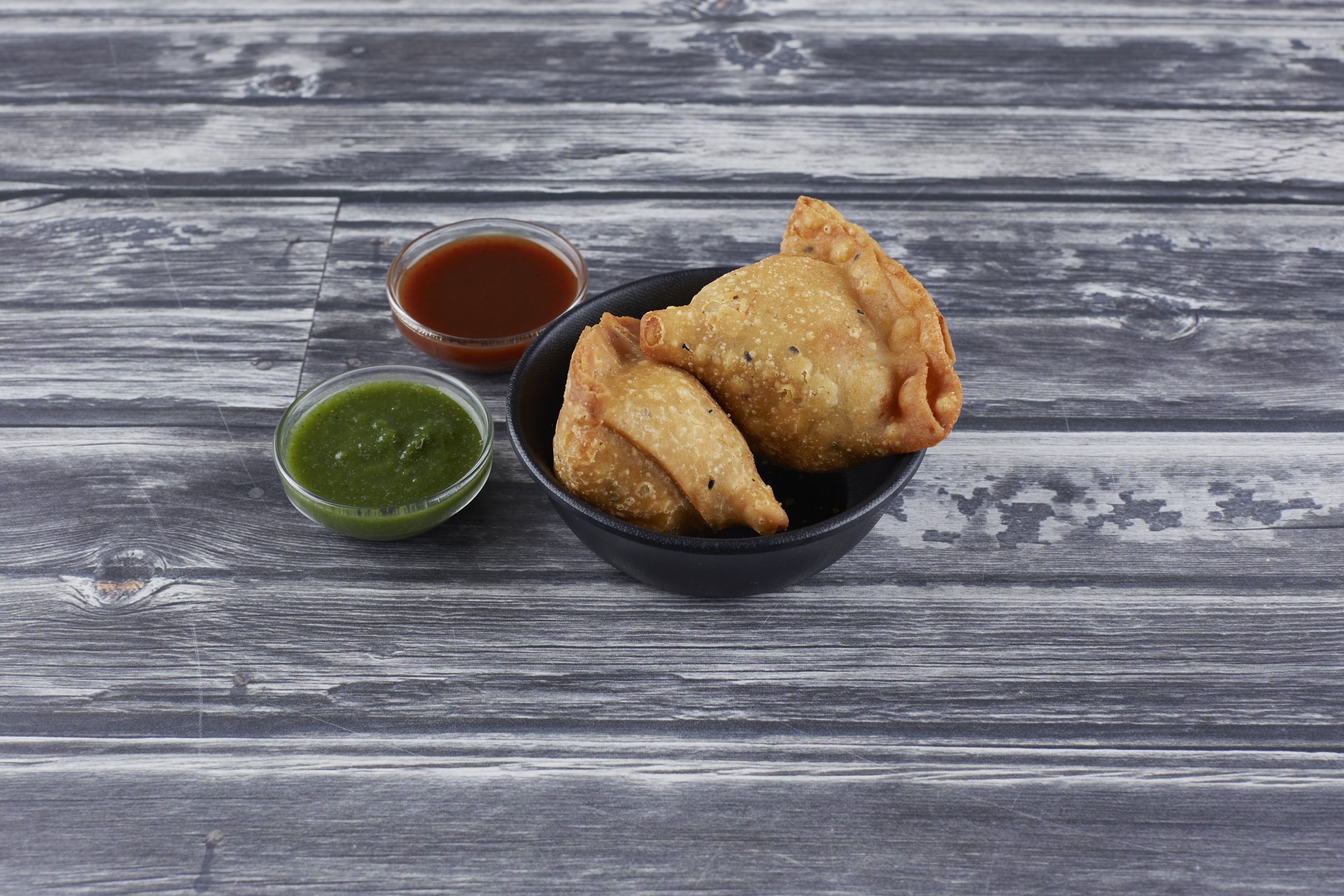 Order Vegetable Samosa food online from Everest Curry Kitchen store, Sandy on bringmethat.com
