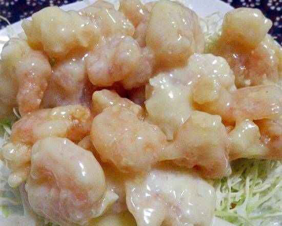 Order S7. Shrimp in Coconut Flavor food online from Chinatown Express store, Warsaw on bringmethat.com