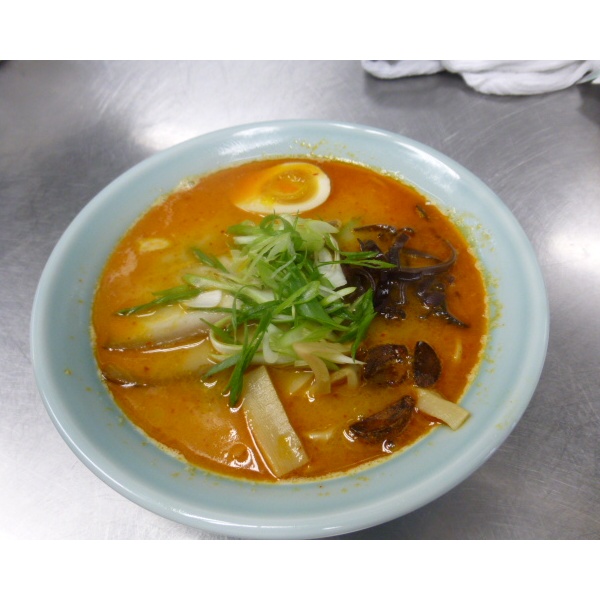 Order Spicy Garlic Tonkotsu Ramen food online from Izanami store, South San Francisco on bringmethat.com