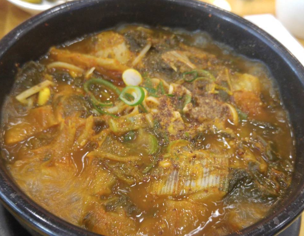 Order Cabbage Hangover Soup 우거지 해장국 food online from Chosun Ok store, Durham on bringmethat.com