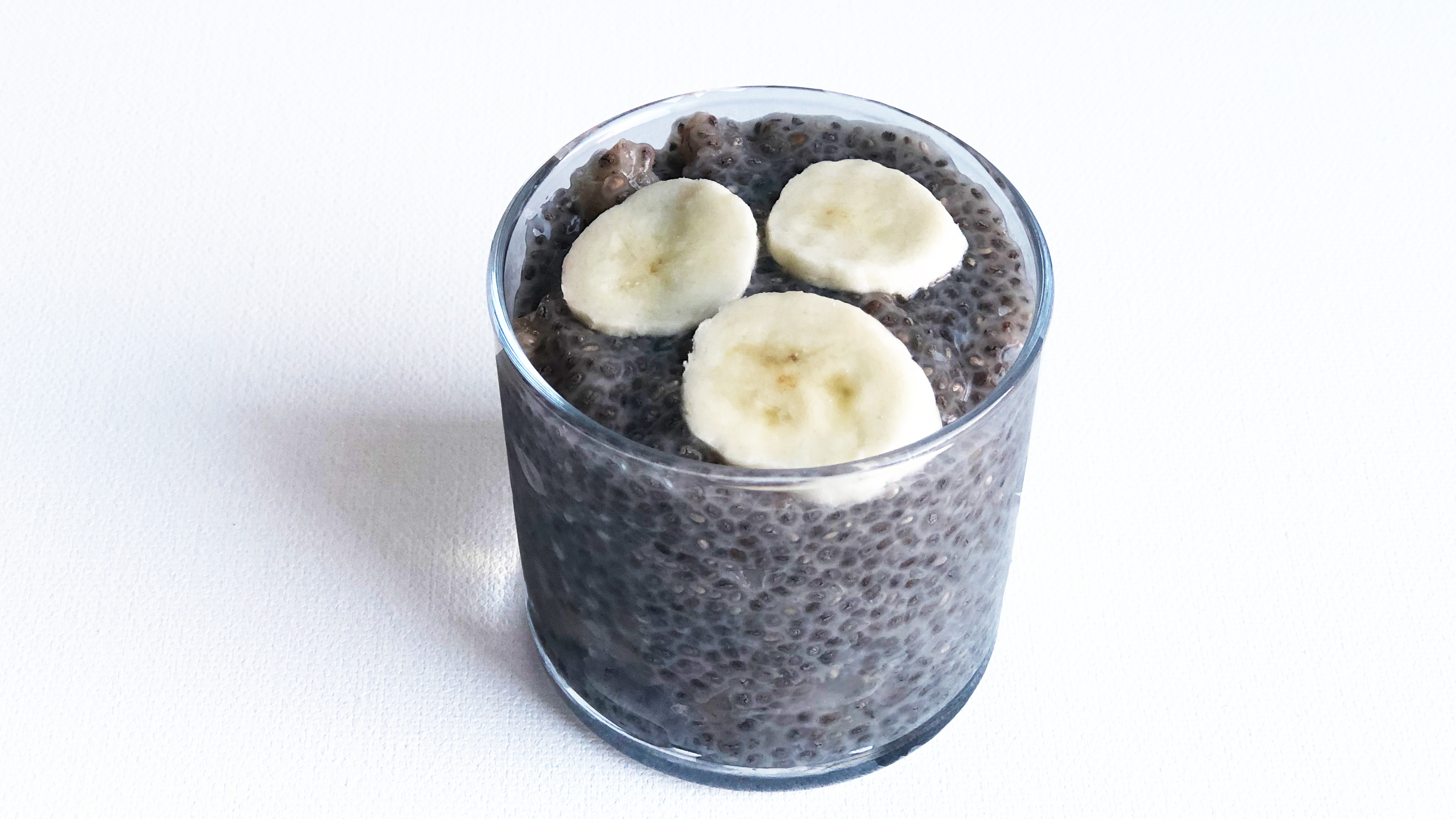 Order Banana Chia Pudding food online from $5 Salad Co. store, Chicago on bringmethat.com
