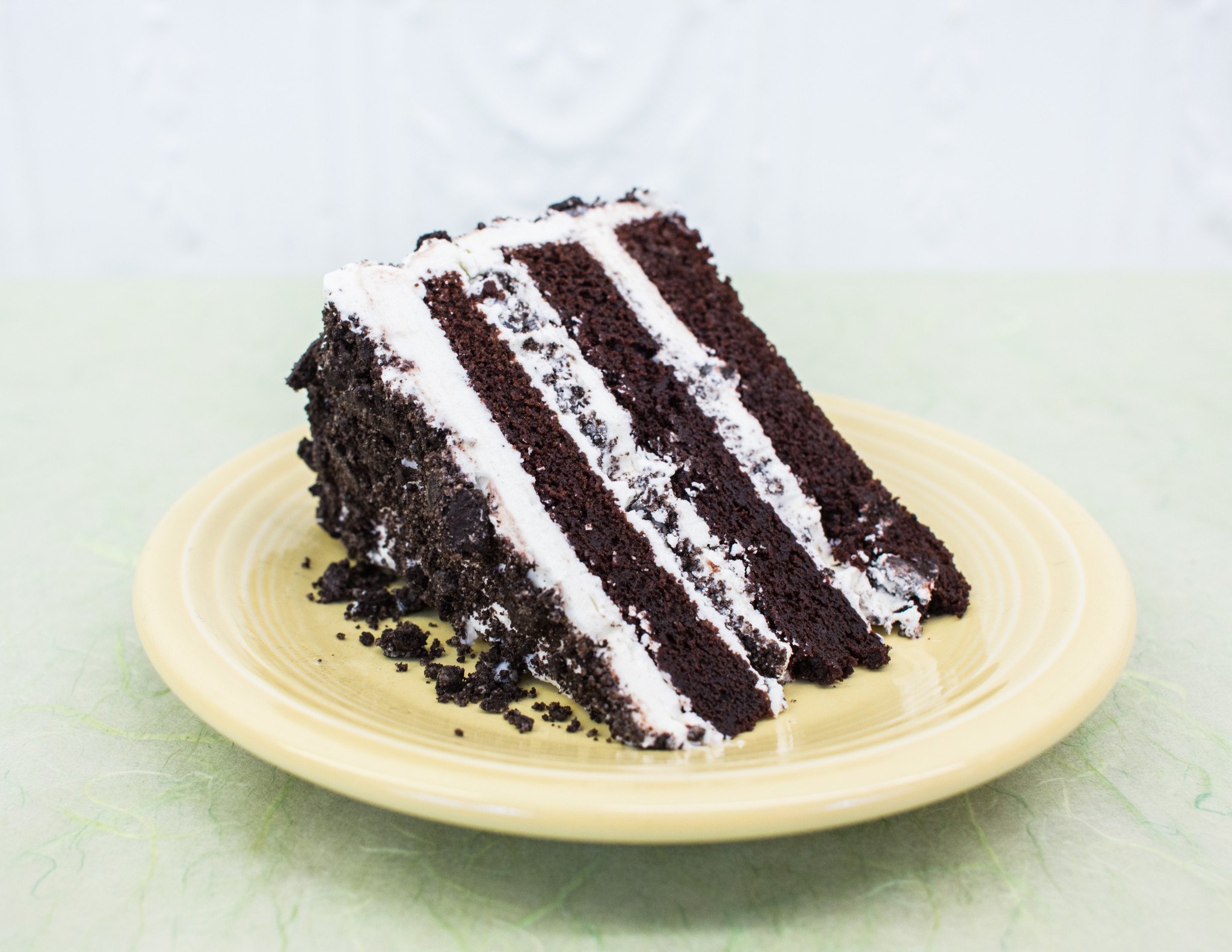 Order Oreo Cake food online from Big Chefs Pizza store, Norwood on bringmethat.com