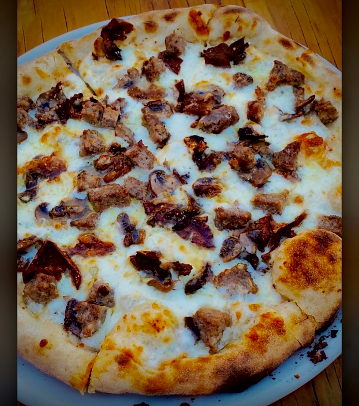 Order Bella food online from Il Bosco Pizza store, Scottsdale on bringmethat.com