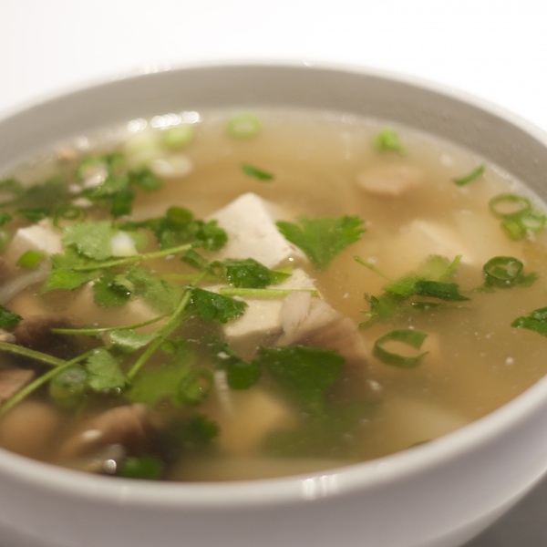 Order Tofu Soup food online from Bai Tong Thai Restaurant store, Issaquah on bringmethat.com