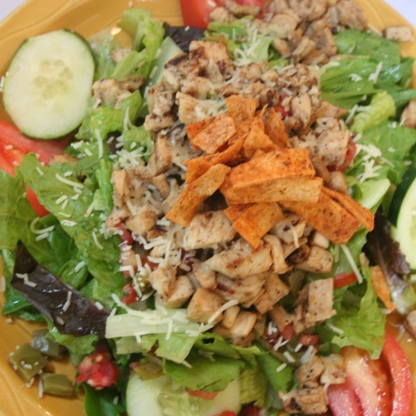 Order Chef Salad food online from Ameci Pizza & Pasta store, Simi Valley on bringmethat.com