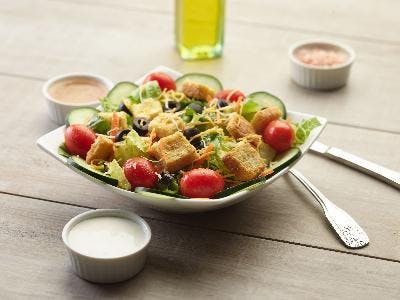 Order Garden Salad - Salad food online from Chicago Pizza With A Twist store, Brentwood on bringmethat.com
