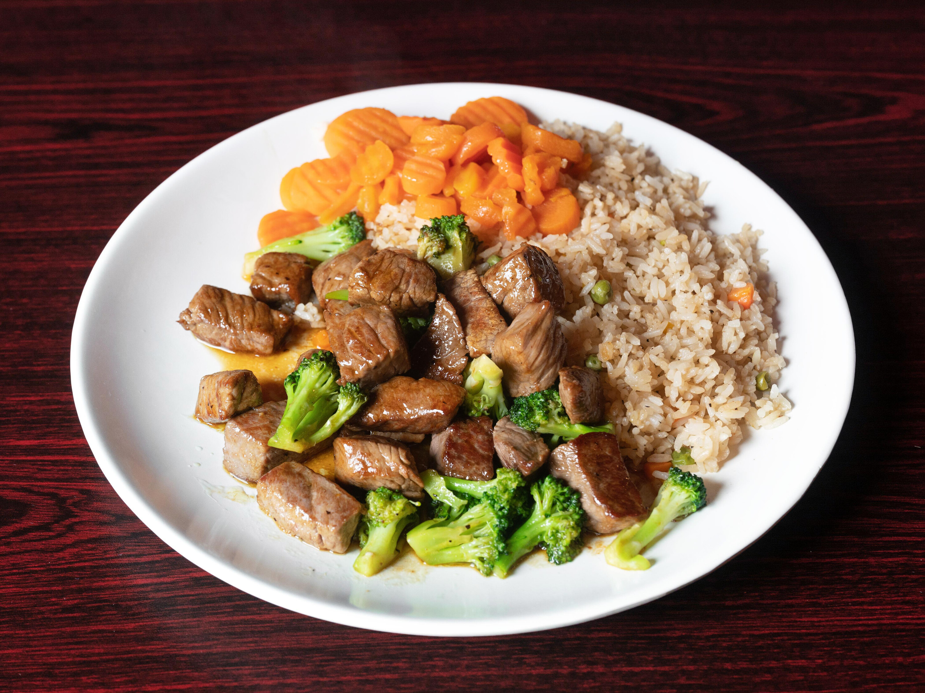 Order B4. Teriyaki Steak with Broccoli food online from Asahi Japanese Grill store, Lenoir City on bringmethat.com