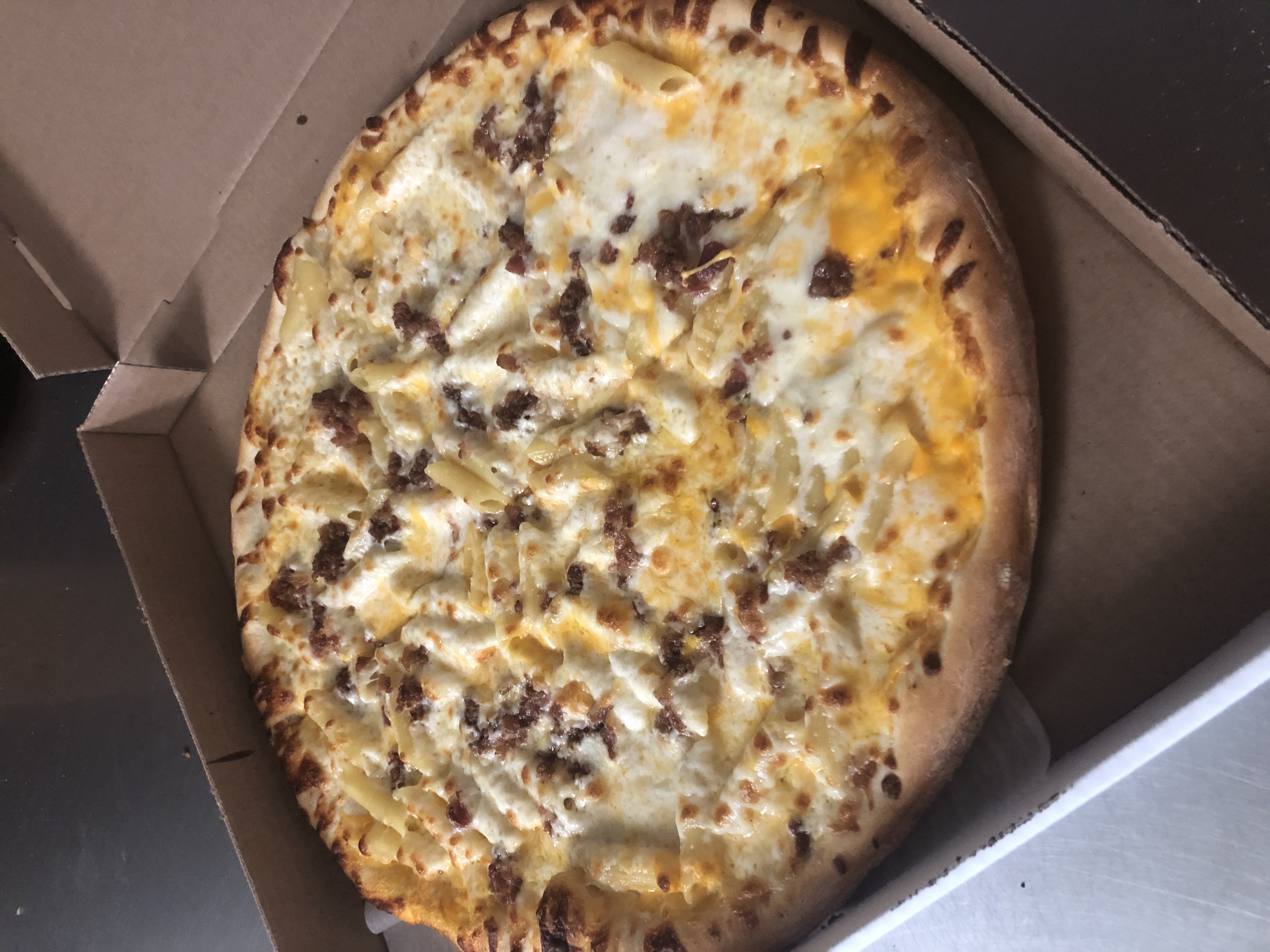 Order Mac and Cheese Pizza food online from Millie's Kitchen store, Westfield on bringmethat.com