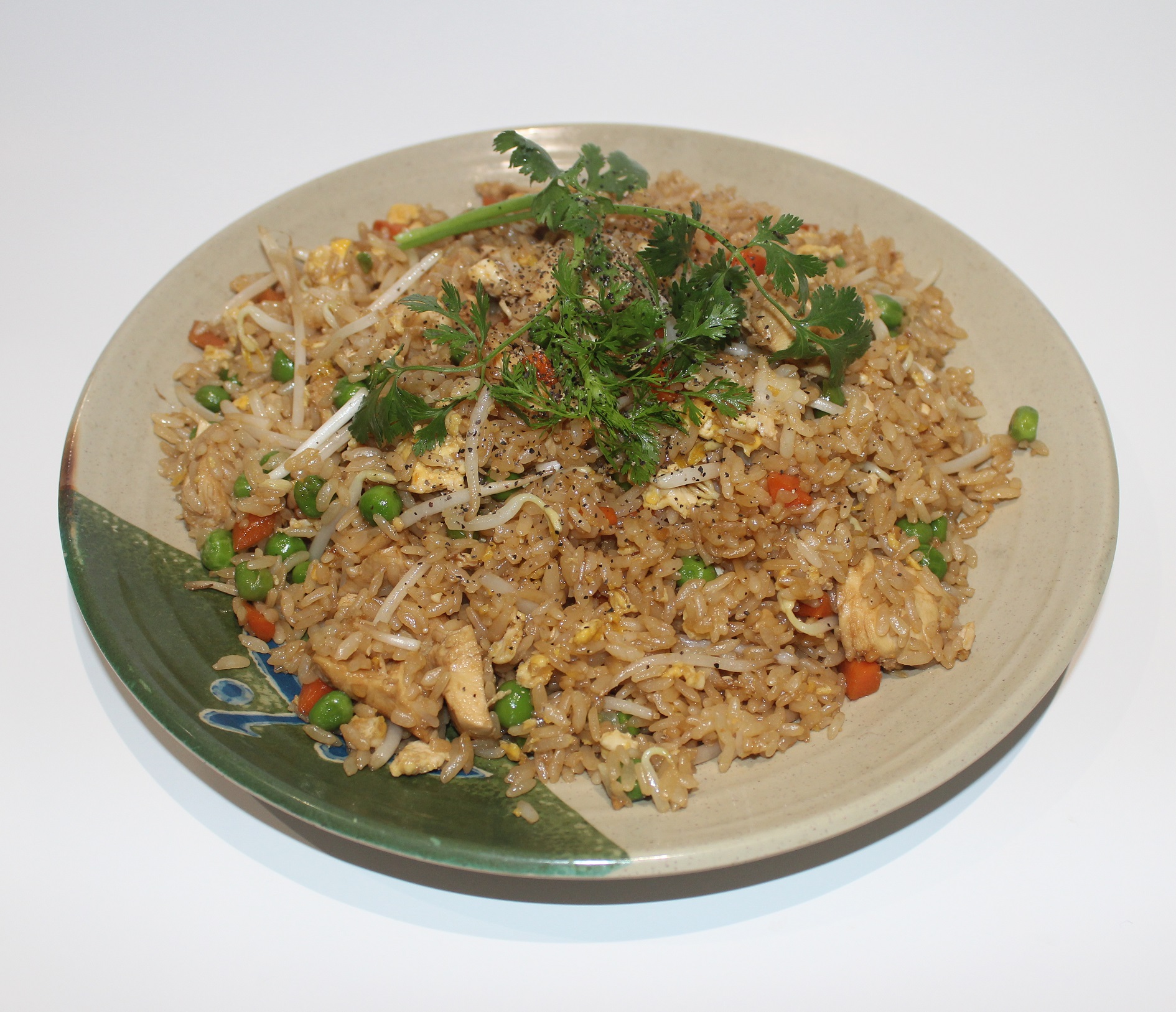 Order Chicken Fried Rice food online from Nam Noodles And More store, Pasadena on bringmethat.com