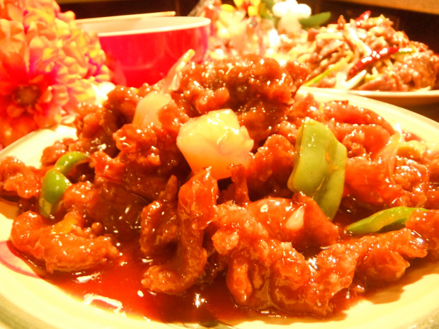 Order H12. BeiJing Beef food online from Hot Wok Chinese Restaurant store, Chandler on bringmethat.com