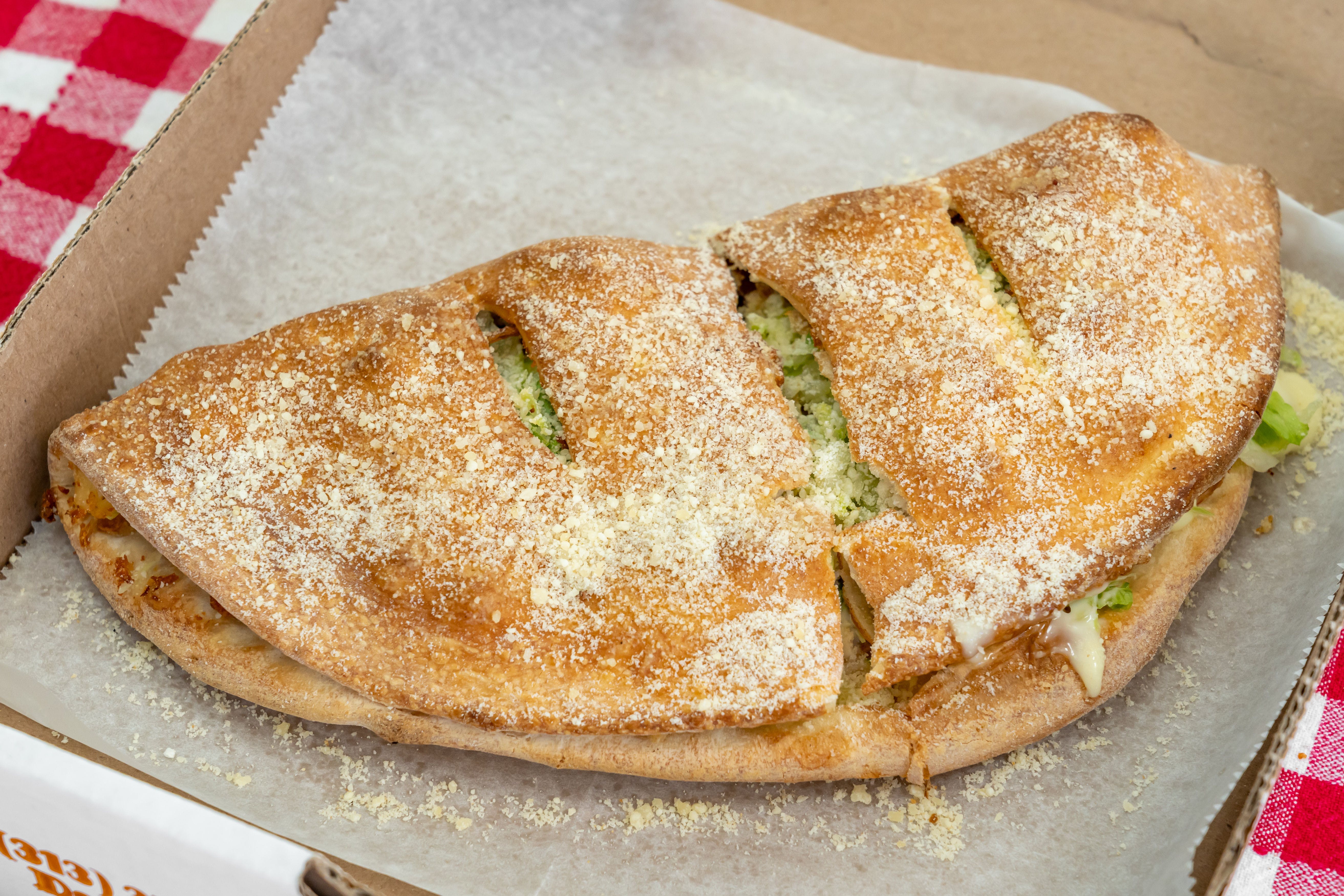 Order Cheese Calzone - Calzones food online from Golden Edge Pizza store, Dearborn Heights on bringmethat.com