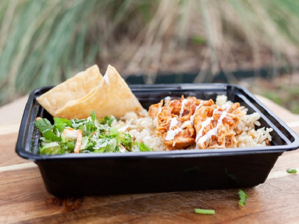 Order Chicken Tinga Bowl food online from Buenos Sabores store, Austin on bringmethat.com