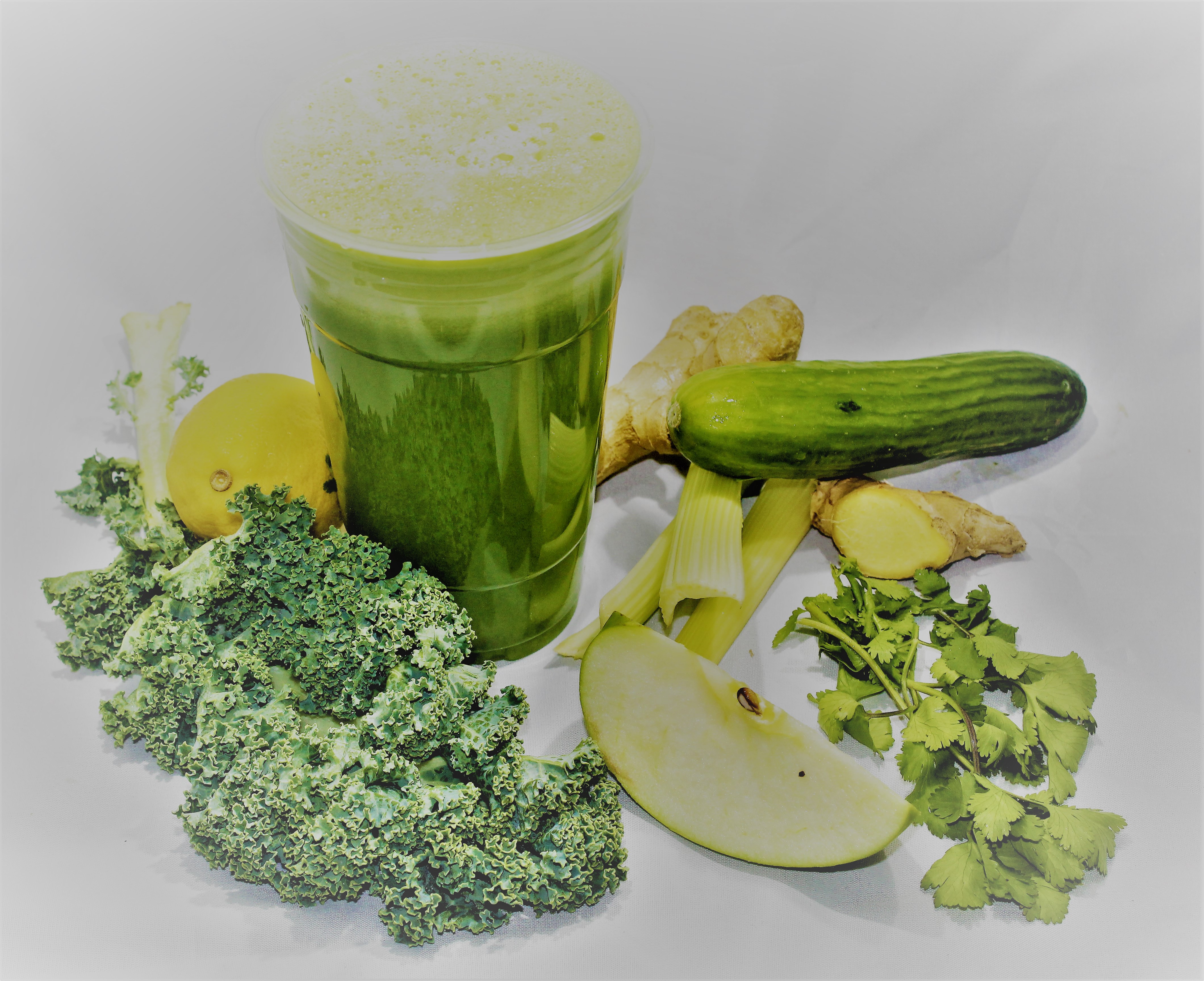 Order #2. Green Machine Juice food online from Brothers Juicery store, Garden Grove on bringmethat.com