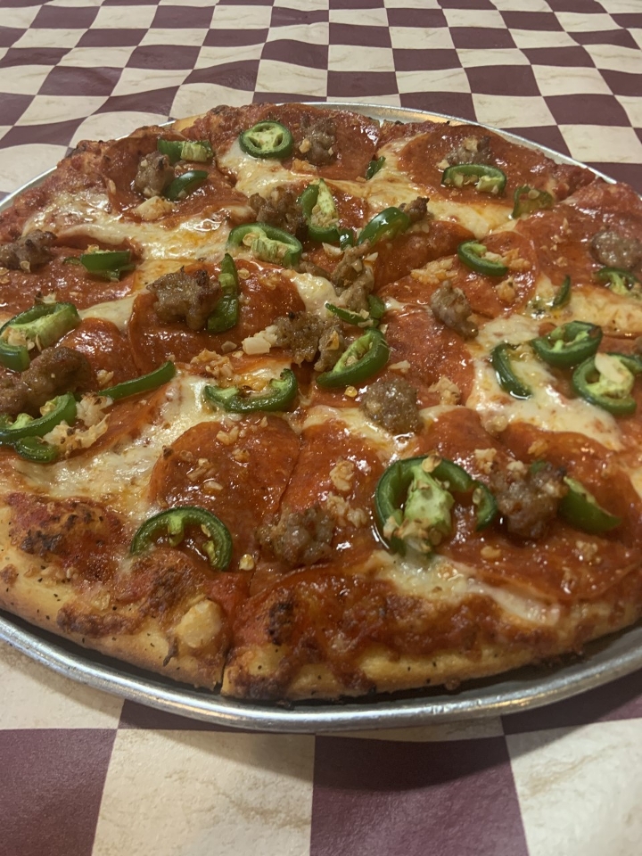 Order 12 in Chihuahua Al Pacifico Pizza food online from Trackside Pizza store, Puyallup on bringmethat.com