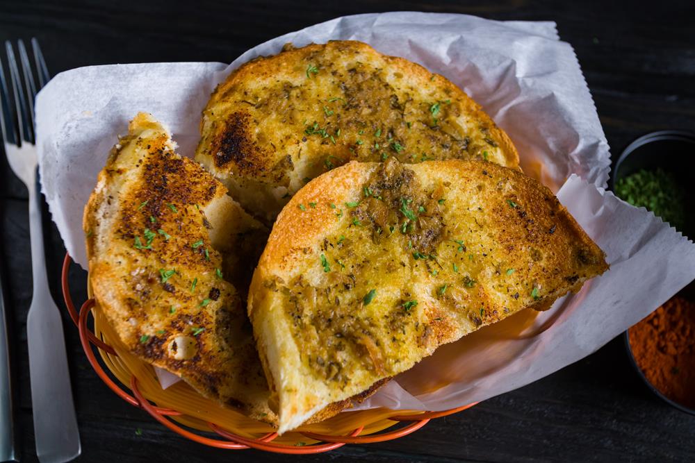 Order Garlic Bread food online from Oceanic Boil store, Rego Park on bringmethat.com