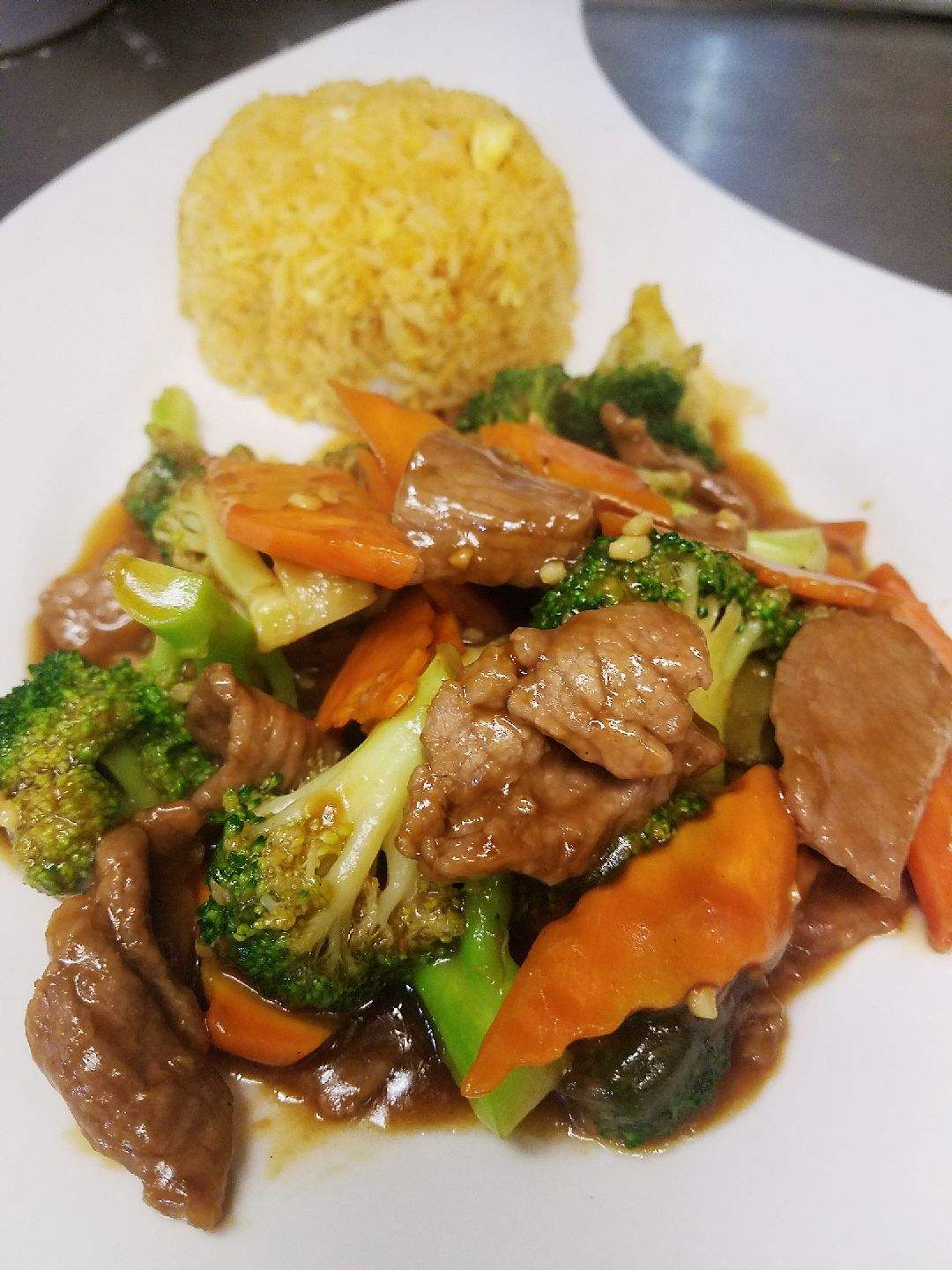 Order Beef with Broccoli food online from Thai Basil store, Littleton on bringmethat.com