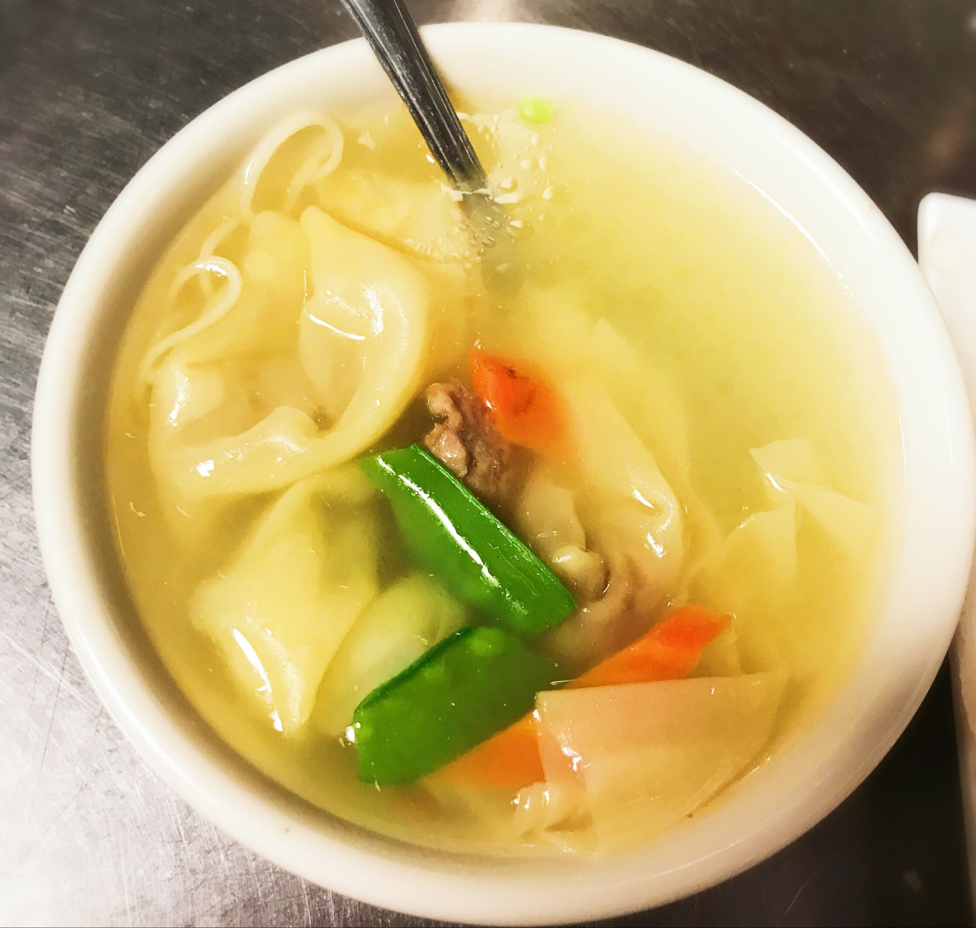 Order Wonton Soup food online from Red Corner China Diner store, Midvale on bringmethat.com