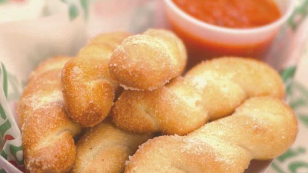 Order Plain Breadsticks - Small food online from Ronzio Pizza & Subs store, Woonsocket on bringmethat.com
