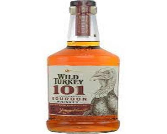Order Wild Turkey 101 Kentucky Straight Bourbon Whiskey 750 ml 50.5% food online from Pit Stop Liquor Mart store, El Monte on bringmethat.com