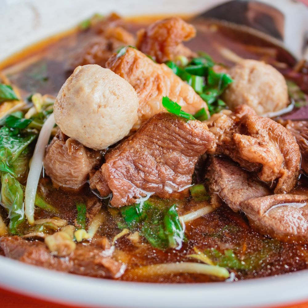 Order Beef Noodle Soup food online from Zabb Thai Spice Kitchen store, Las Vegas on bringmethat.com