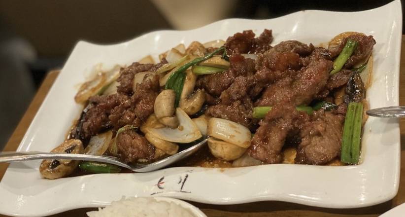 Order Mongolian Beef Tenderloin food online from Lao Sze Chuan store, Downers Grove on bringmethat.com