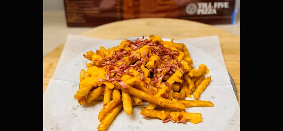 Order Cheesy Bacon Fries - Appetizer food online from Rays Pizza store, Nashville on bringmethat.com