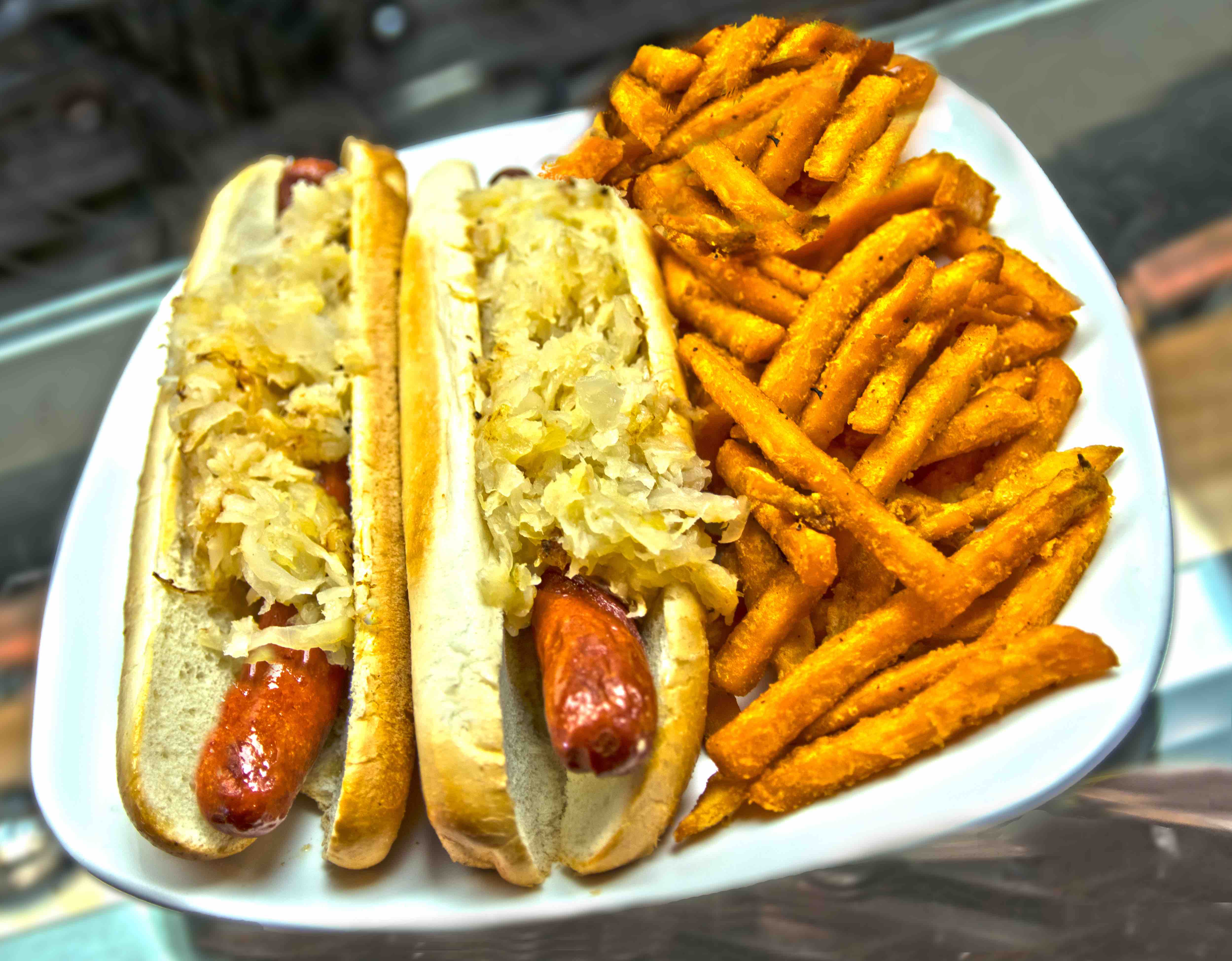 Order 2 Syd's Hot Dogs food online from Seymour'S Deli & Bakery store, Livingston on bringmethat.com