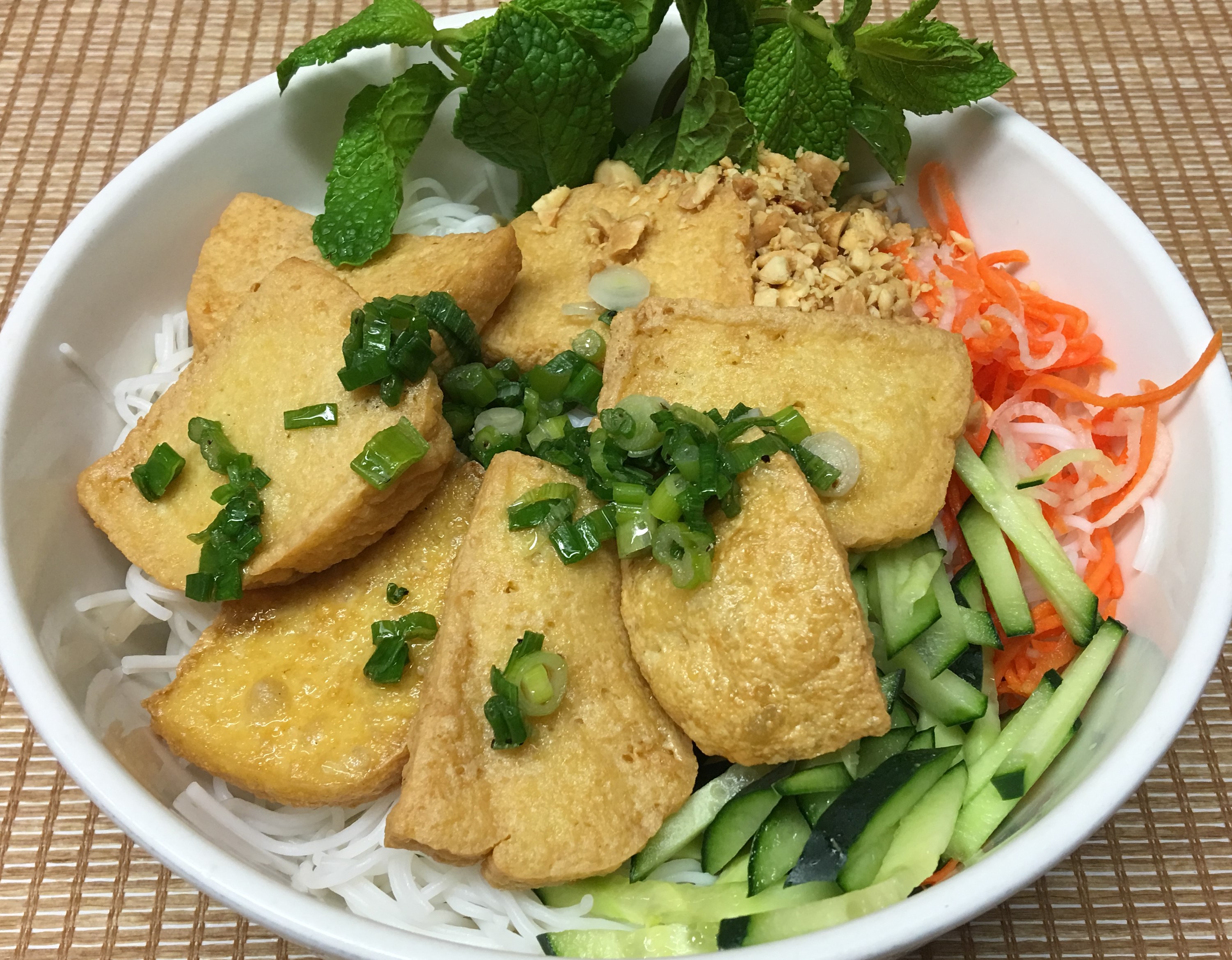 Order V09. Fried with Tofu (CCChay) food online from Pho Daily store, Long Beach on bringmethat.com
