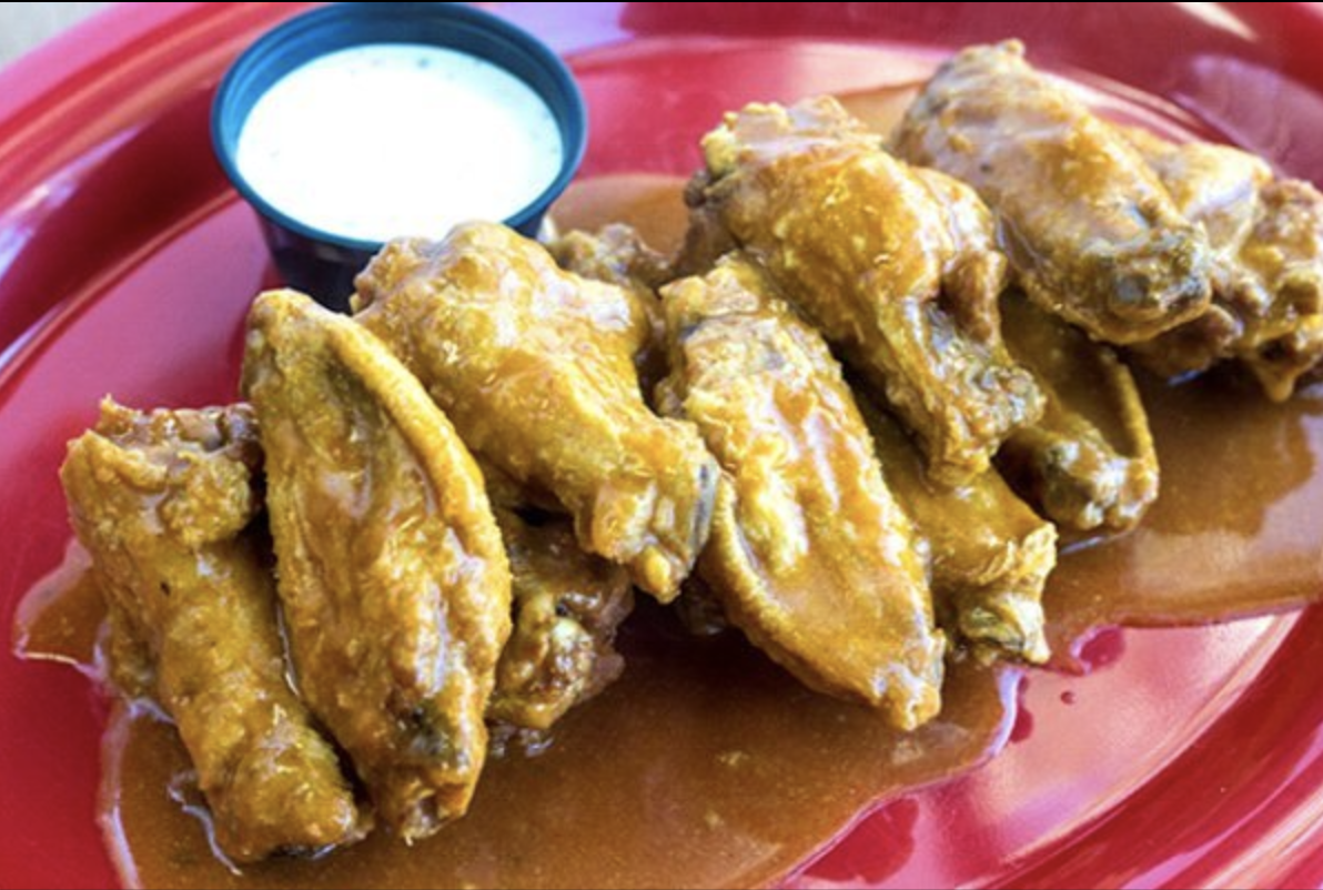 Order Hot Wings food online from Primo Pizza & Pasta store, Carlsbad on bringmethat.com