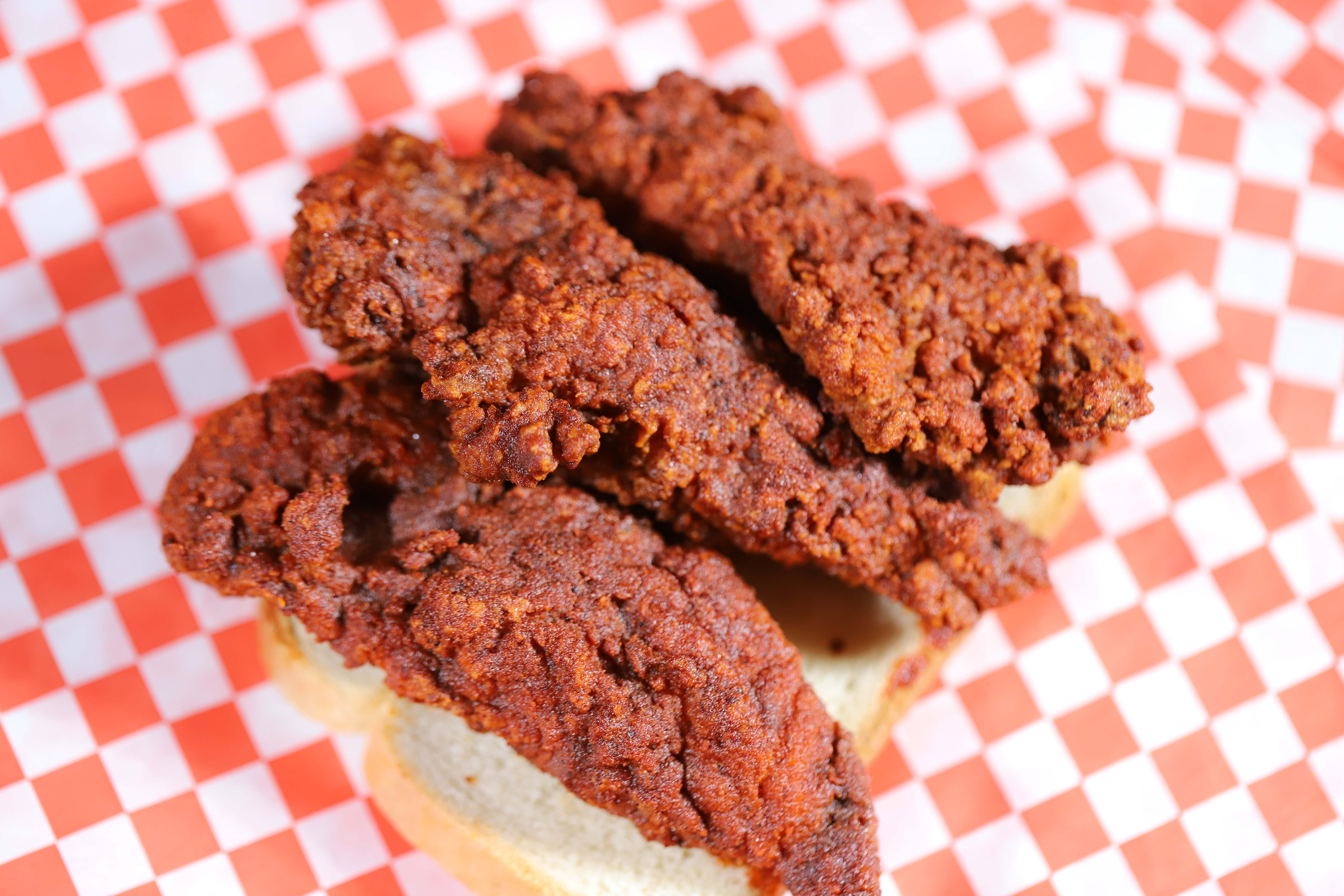 Order 3 Large chicken tender strips food online from Al Hot Chicken store, Los Angeles on bringmethat.com