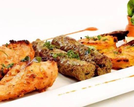 Order Tandoori Appetizer Platter (Small) (G) food online from Spice Affair store, Beverly Hills on bringmethat.com