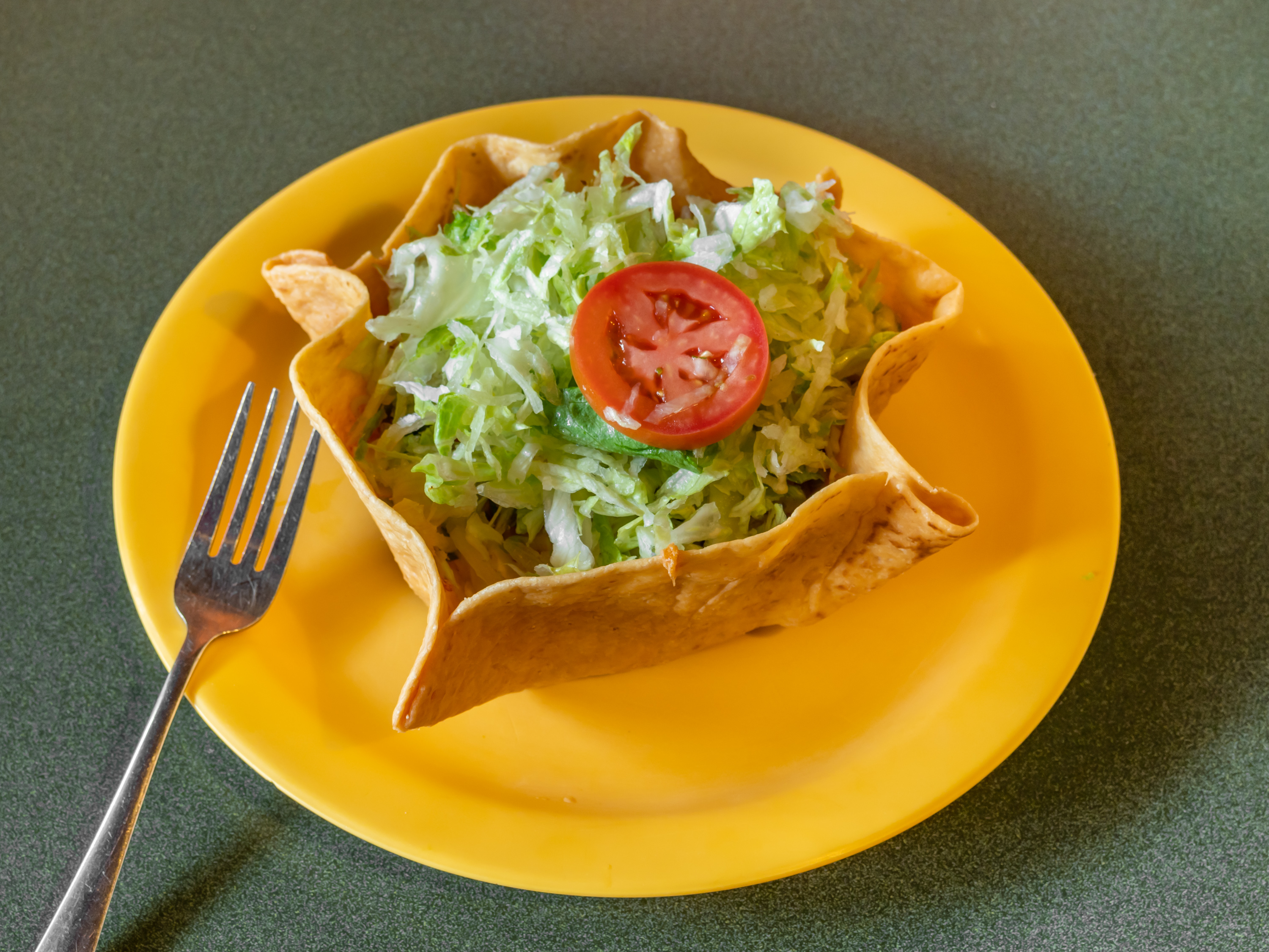 Order Taco Salad food online from Taqueria Alonzo store, Albany on bringmethat.com