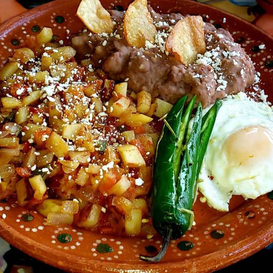 Order Huevo Con Papas food online from Matachines Authentic Mexican Food store, Edmond on bringmethat.com