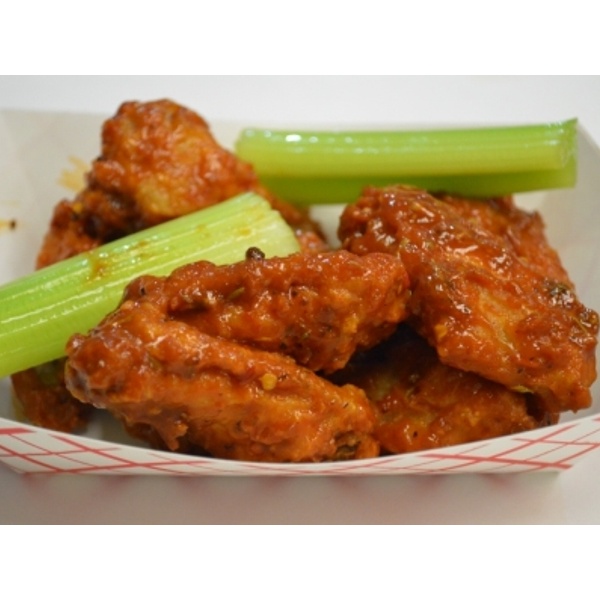 Order Spicy Buffalo Wings food online from Golden State Pizza & Grill store, San Francisco on bringmethat.com