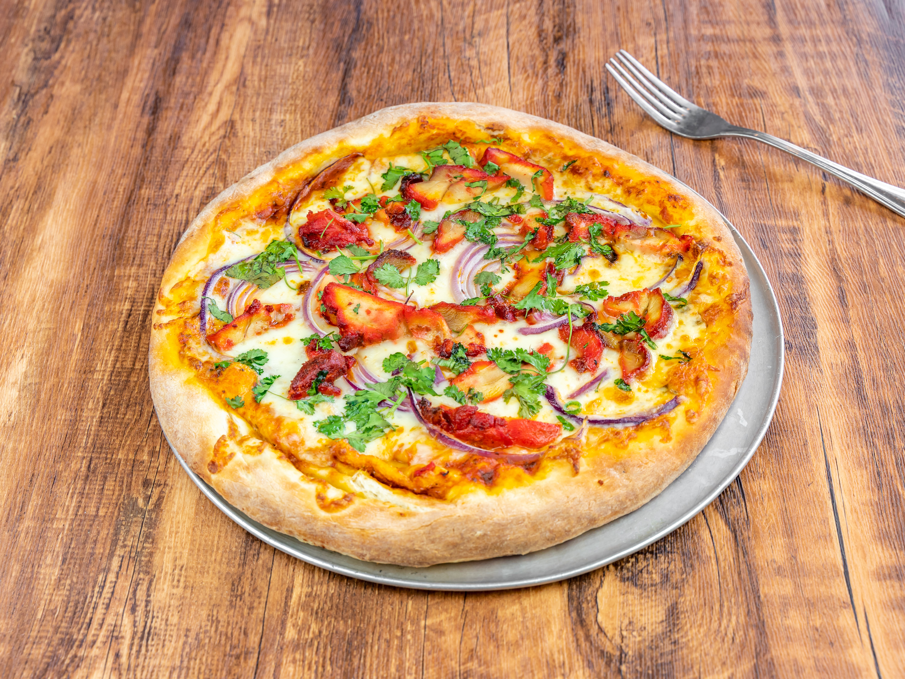 Order Tandoori Pizza food online from Himalayan Pizza & Momo store, San Francisco on bringmethat.com
