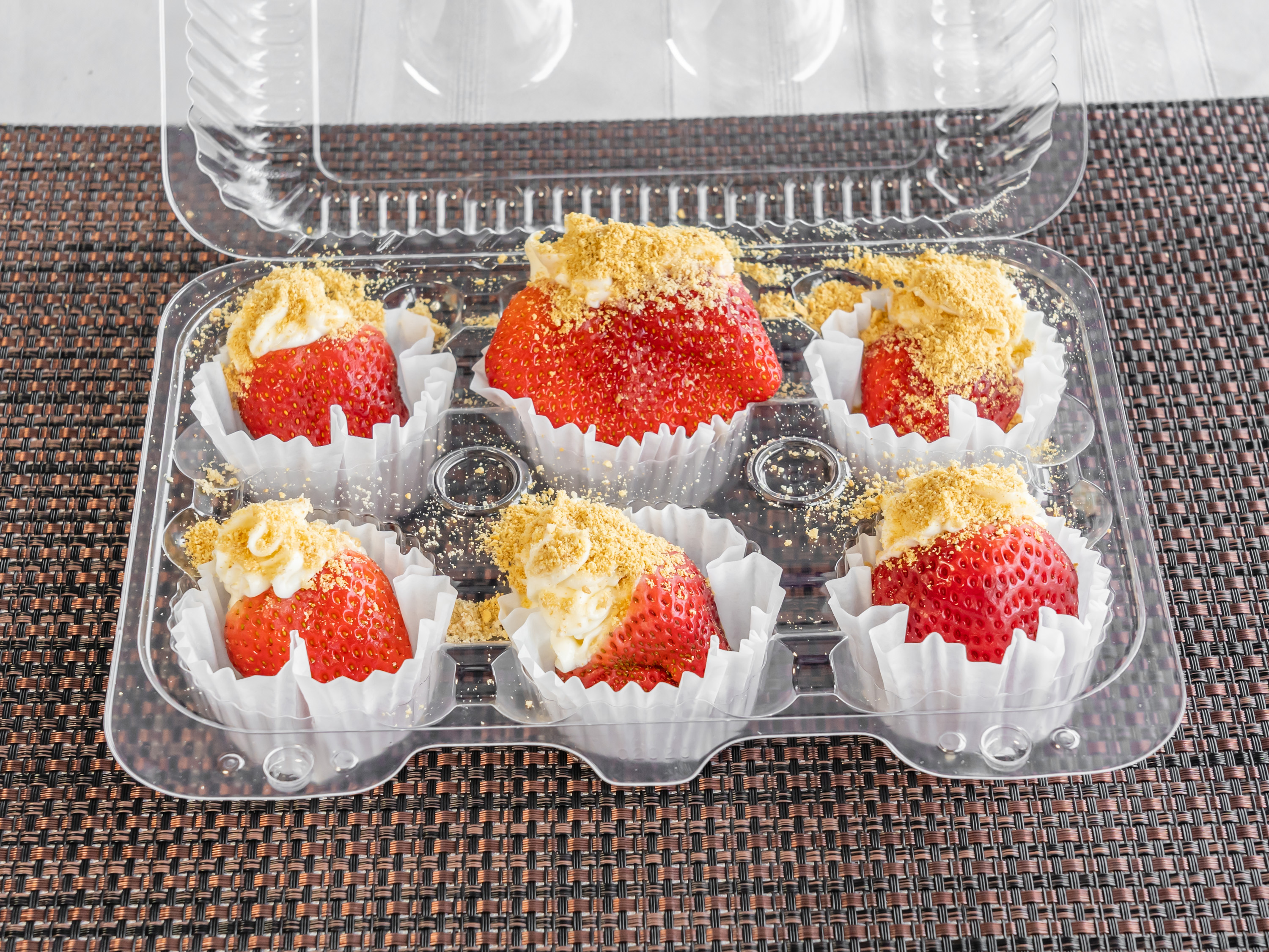 Order 6 Cheesecake Stuffed Strawberries food online from Sweetalicious Sweets store, Madison Heights on bringmethat.com