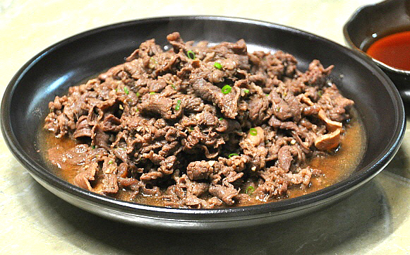 Order 11. Bul-go-gi(불고기) food online from Banpojung store, Chicago on bringmethat.com