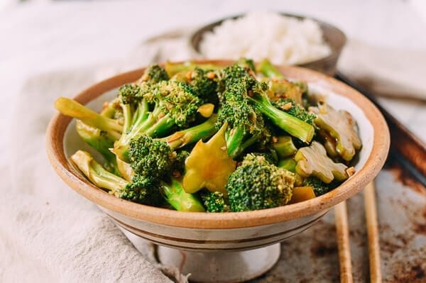 Order Broccoli with Garlic Sauce food online from Red Dragon Chinese Restaurant store, Raleigh on bringmethat.com