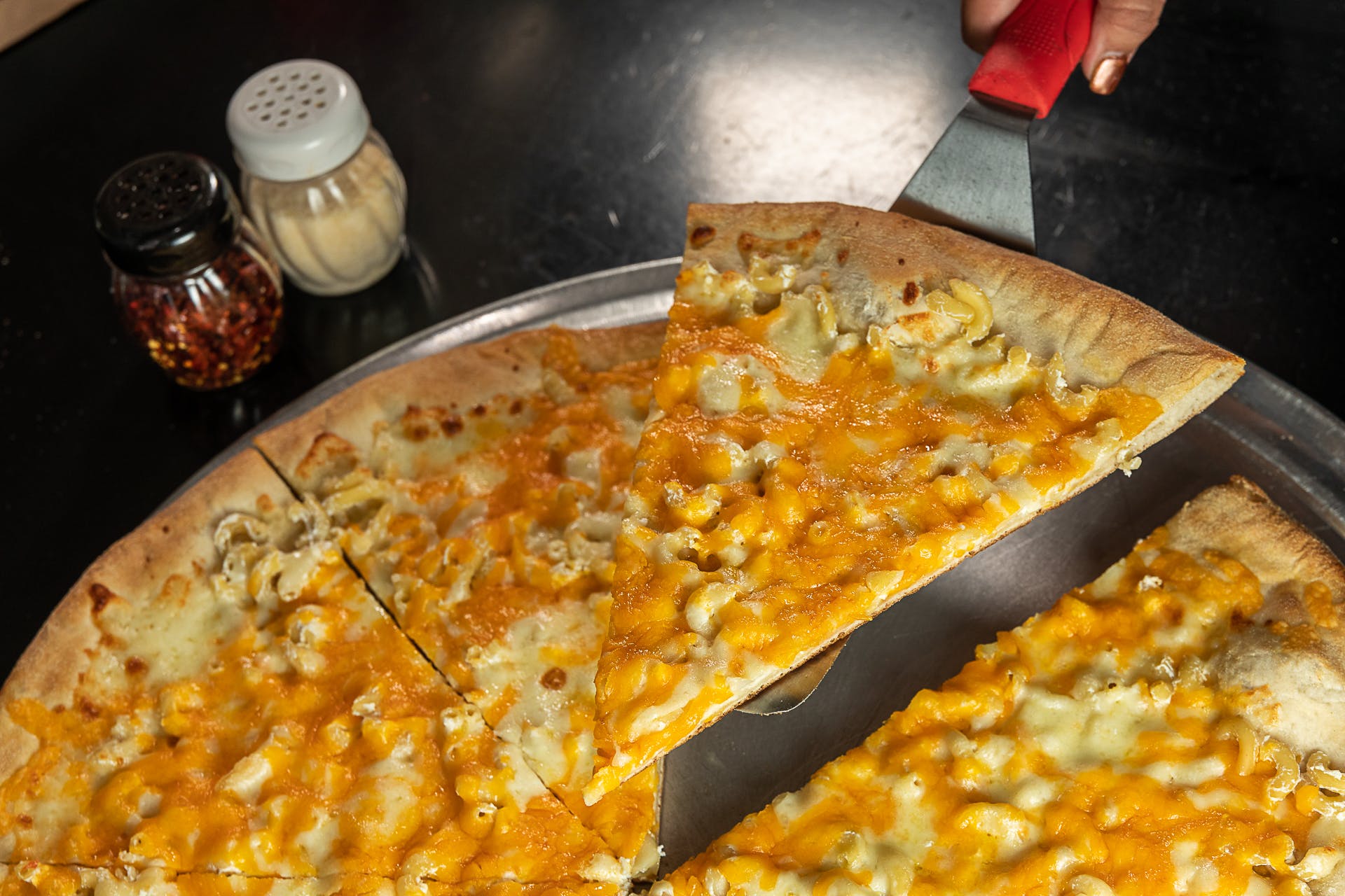 Order Mac & Cheese Pizza - 14" food online from Brick 3 Pizza store, Milwaukee on bringmethat.com